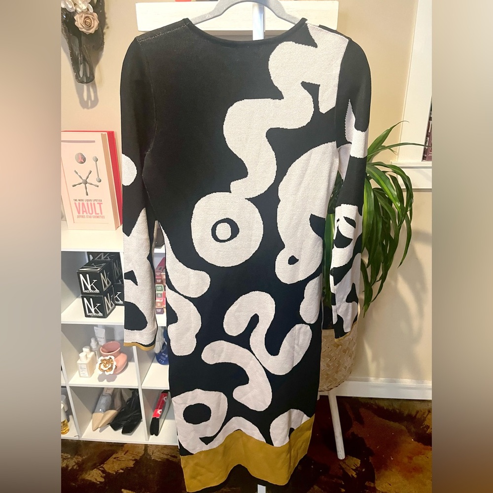 NWT - Medium Desigual Moremore Dress with Long Sleeves - Picture 10 of 10